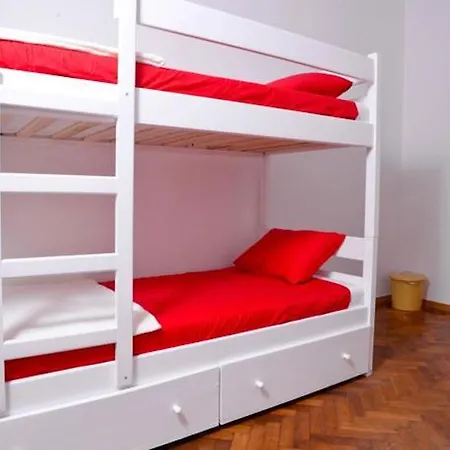 Hostel Bel Air *
